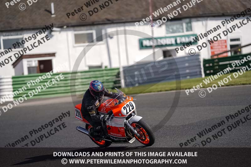 enduro digital images;event digital images;eventdigitalimages;mallory park;mallory park photographs;mallory park trackday;mallory park trackday photographs;no limits trackdays;peter wileman photography;racing digital images;trackday digital images;trackday photos